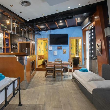 Stay In Pub Kamera Klub Apatment-City Center Ljubljana Kültér fotó