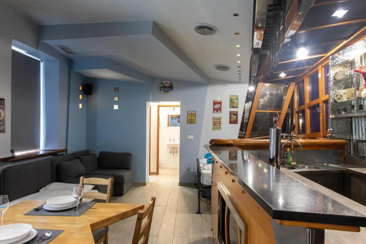 Stay In Pub Kamera Klub Apatment-City Center Ljubljana Kültér fotó