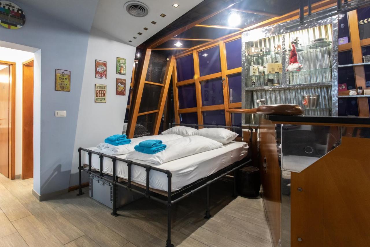 Stay In Pub Kamera Klub Apatment-City Center Ljubljana Kültér fotó