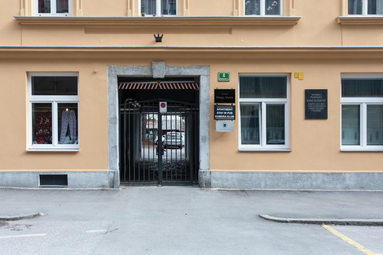 Stay In Pub Kamera Klub Apatment-City Center Ljubljana Kültér fotó