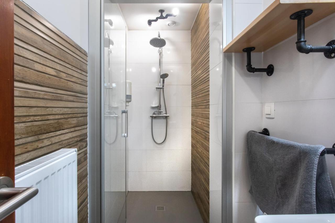 Stay In Pub Kamera Klub Apatment-City Center Ljubljana Kültér fotó